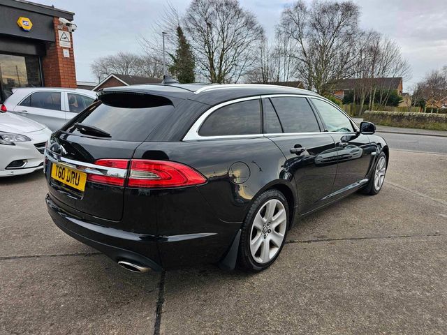 Jaguar XF 2.2d Luxury Sportbrake Auto Euro 5 (s/s) 5dr (2013) - Picture 10