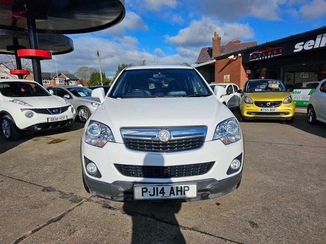 Vauxhall Antara 2.2 CDTi Exclusiv 2WD Euro 5 (s/s) 5dr (2014) - Picture 2