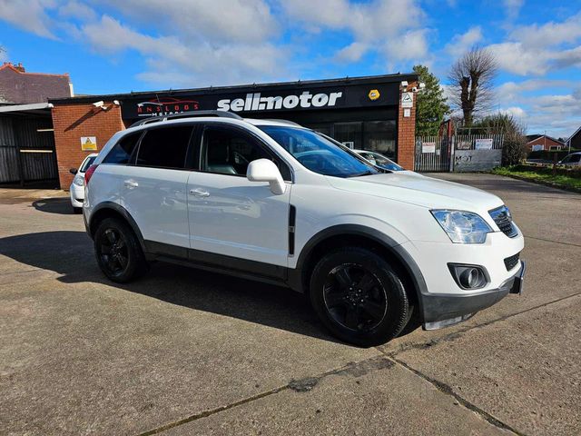 Vauxhall Antara 2.2 CDTi Exclusiv 2WD Euro 5 (s/s) 5dr (2014) - Picture 5