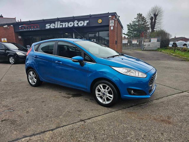 Ford Fiesta 1.0T EcoBoost Zetec Euro 6 (s/s) 5dr (2015) - Picture 4