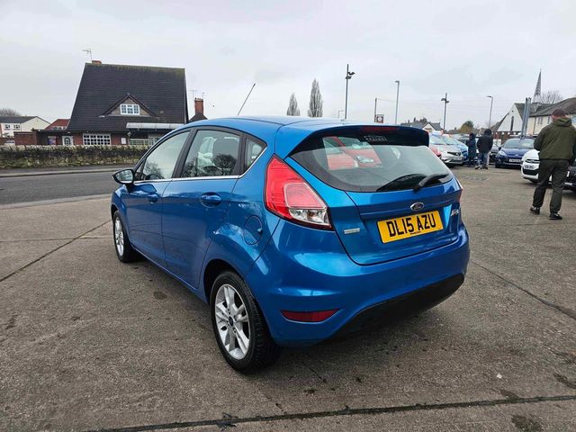 Ford Fiesta 1.0T EcoBoost Zetec Euro 6 (s/s) 5dr (2015) - Picture 9