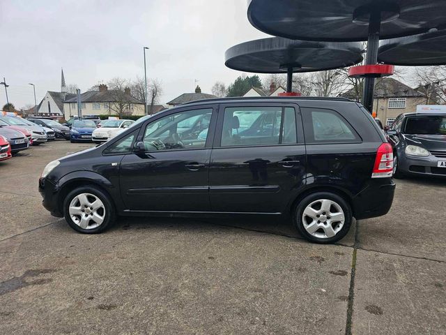 Vauxhall Zafira 1.6 Exclusiv Euro 4 5dr (2008) - Picture 11