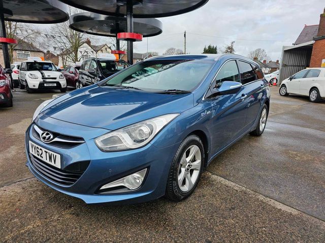 Hyundai i40 1.7 CRDi Blue Drive Style Euro 5 (s/s) 5dr (2012) - Picture 4