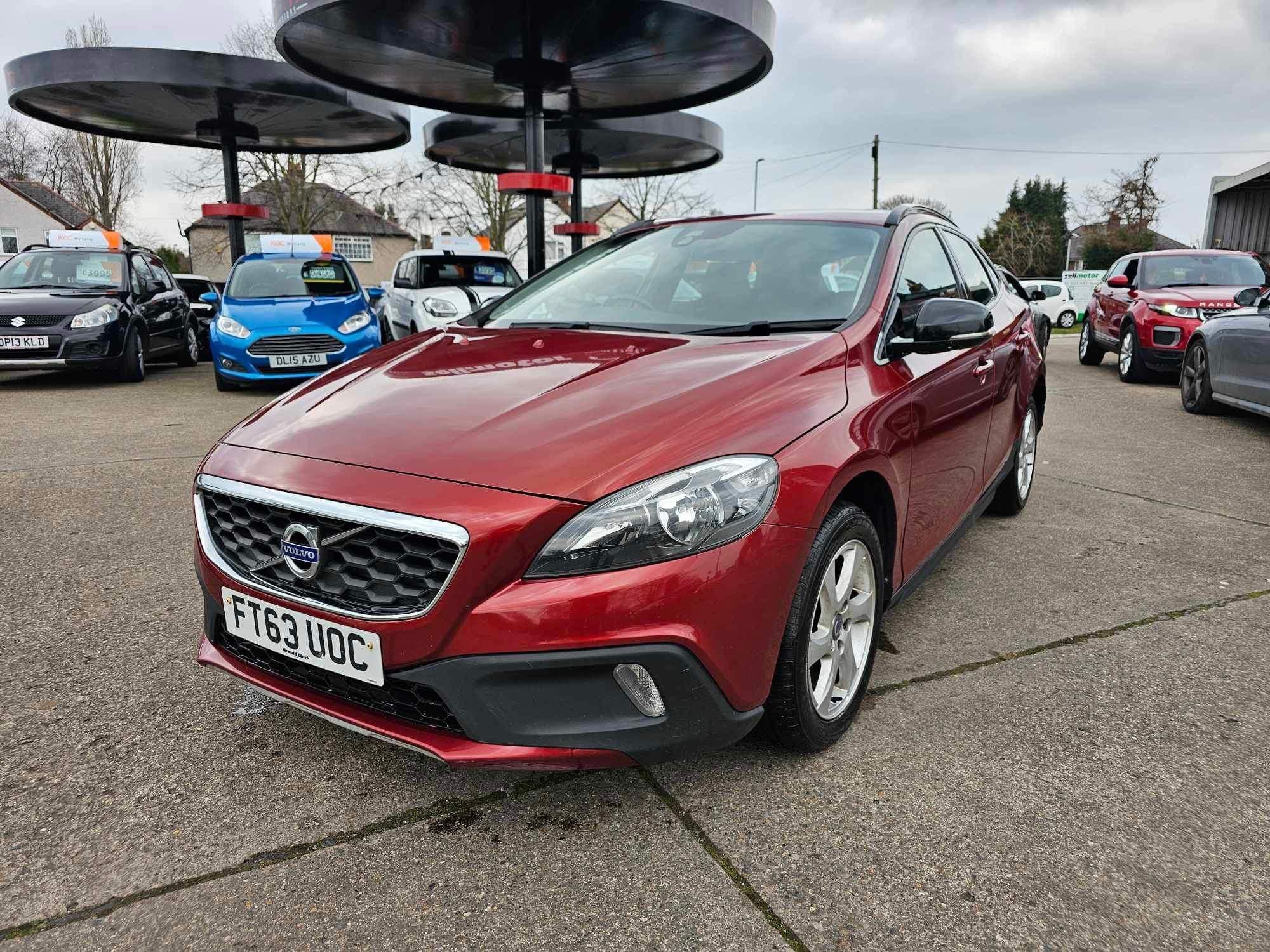 VolvoV40 Cross Country1.6 D2 SE Euro 5 (s/s) 5dr for sale