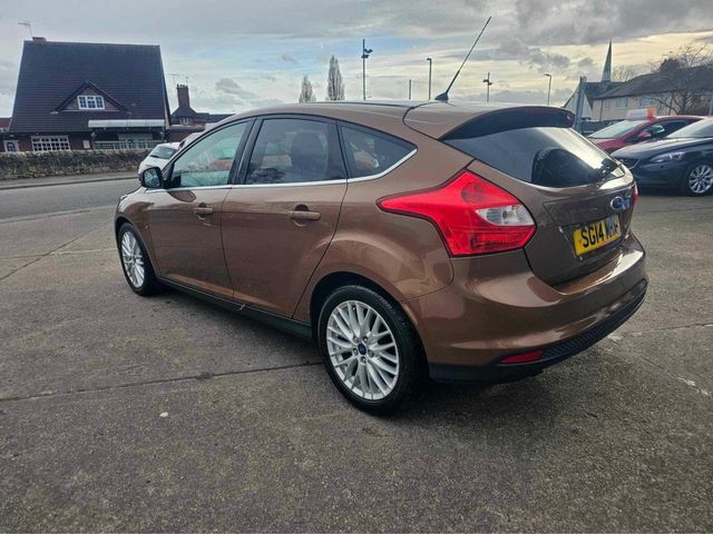 Ford Focus 1.0T EcoBoost Zetec Euro 5 (s/s) 5dr (2014) - Picture 6