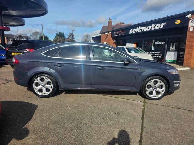 Ford Mondeo 2.0 TDCi Titanium X Euro 5 5dr (2012) - Picture 7