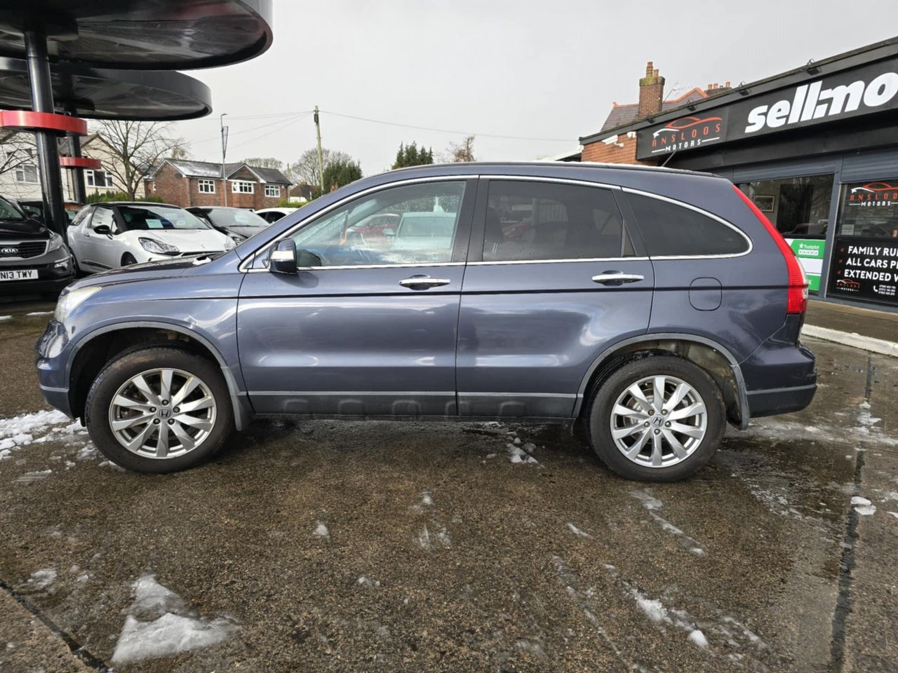 Honda CR-V 2.0 i-VTEC ES 4WD Euro 5 5dr - Picture 2 of 15