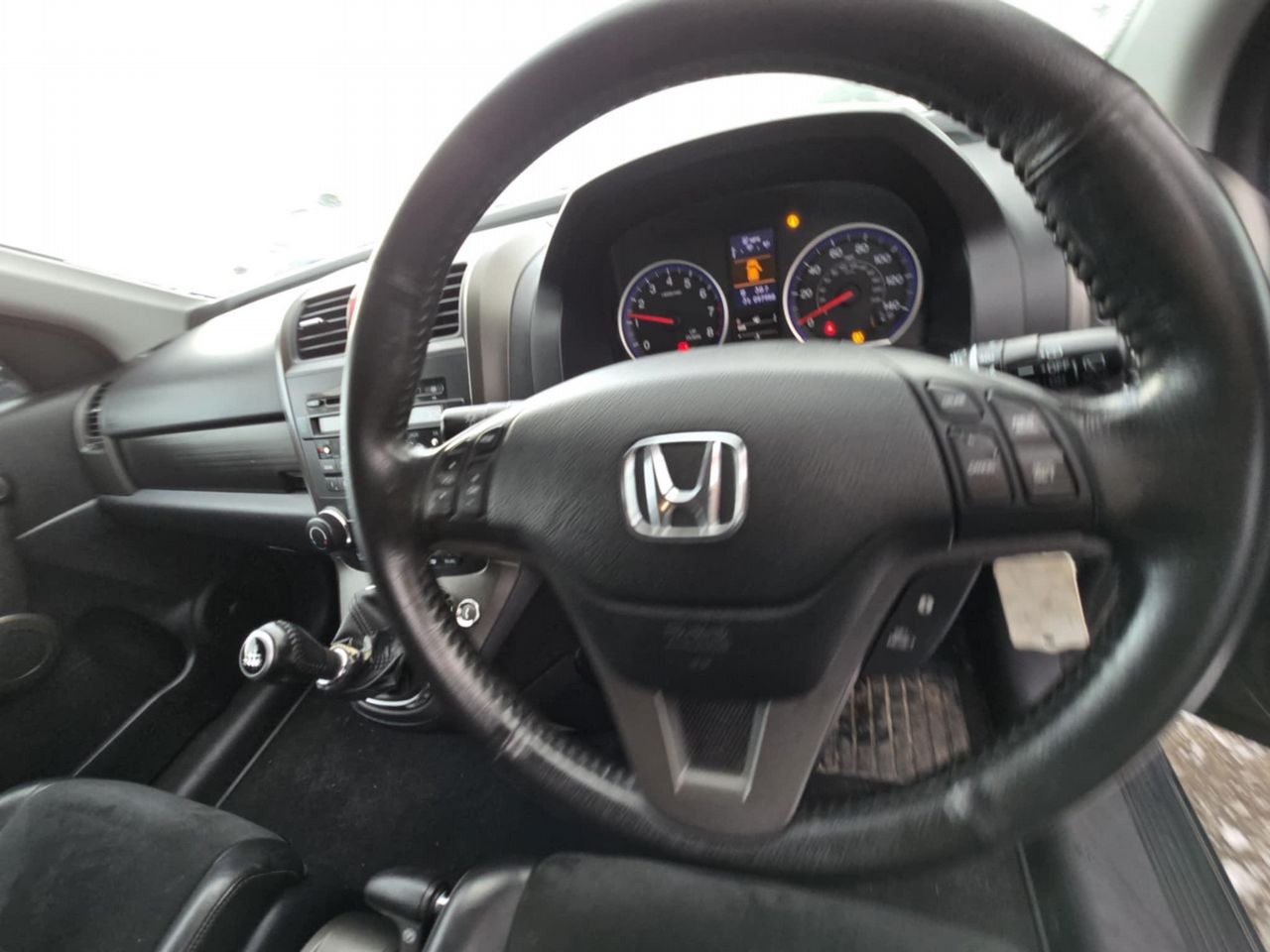 Honda CR-V 2.0 i-VTEC ES 4WD Euro 5 5dr - Picture 7 of 15