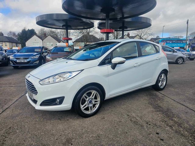 Ford Fiesta 1.0T EcoBoost Zetec Euro 5 (s/s) 5dr (2014) - Picture 4