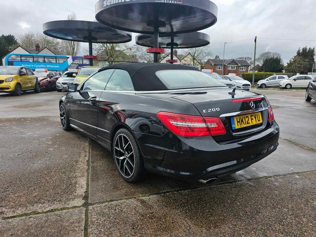 Mercedes-Benz E Class 1.8 E200 BlueEfficiency Sport Cabriolet G-Tronic+ Euro 5 (s/s) 2dr (2012) - Picture 8