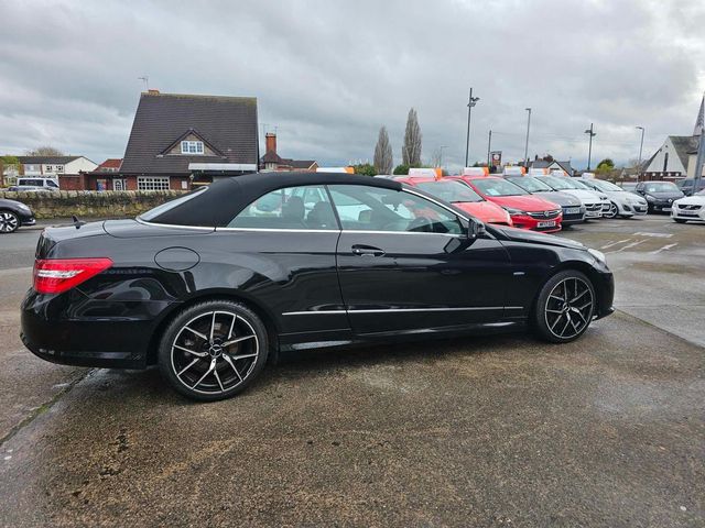 Mercedes-Benz E Class 1.8 E200 BlueEfficiency Sport Cabriolet G-Tronic+ Euro 5 (s/s) 2dr (2012) - Picture 11