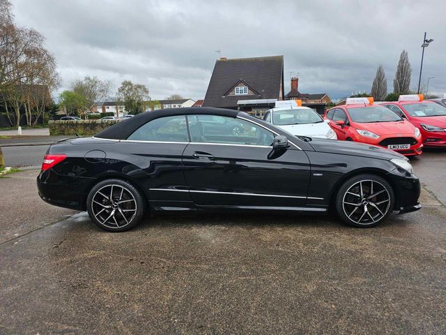 Mercedes-Benz E Class 1.8 E200 BlueEfficiency Sport Cabriolet G-Tronic+ Euro 5 (s/s) 2dr (2012) - Picture 12