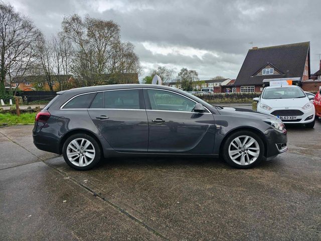 Vauxhall Insignia 2.0 CDTi Elite Nav Sports Tourer Auto Euro 5 5dr (2013) - Picture 10