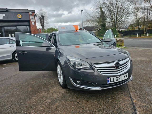 Vauxhall Insignia 2.0 CDTi Elite Nav Sports Tourer Auto Euro 5 5dr (2013) - Picture 20