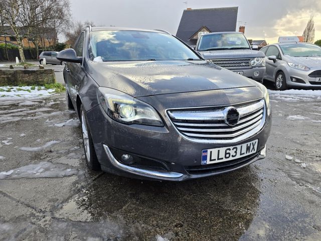 Vauxhall Insignia 2.0 CDTi Elite Nav Sports Tourer Auto Euro 5 5dr (2013) - Picture 3