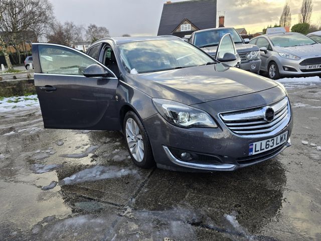 Vauxhall Insignia 2.0 CDTi Elite Nav Sports Tourer Auto Euro 5 5dr (2013) - Picture 5