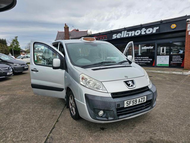 Peugeot Expert 2.0 HDi L2 H2 4dr (2009) - Picture 19