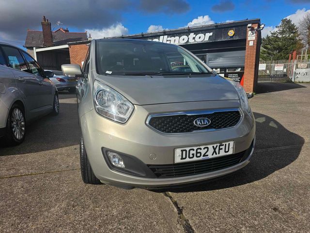 Kia Venga 1.6 CRDi EcoDynamics 3 Euro 5 (s/s) 5dr (Sat Nav) (2012) - Picture 2