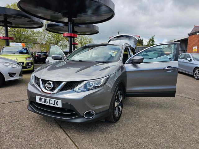 Nissan Qashqai 1.5 dCi N-Connecta 2WD Euro 6 (s/s) 5dr (2016) - Picture 15