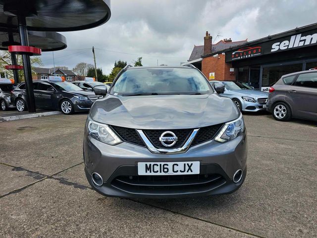 Nissan Qashqai 1.5 dCi N-Connecta 2WD Euro 6 (s/s) 5dr (2016) - Picture 2