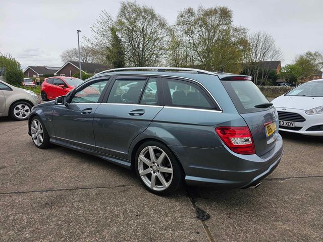 Mercedes-Benz C Class 2.1 C220 CDI BlueEfficiency Sport Edition 125 G-Tronic+ Euro 5 (s/s) 5dr (2011) - Picture 7