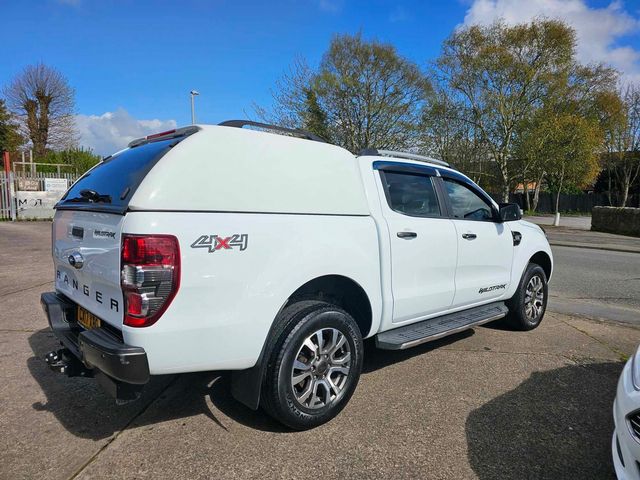 Ford Ranger 3.2 TDCi Wildtrak Auto 4WD Euro 5 4dr (2017) - Picture 12