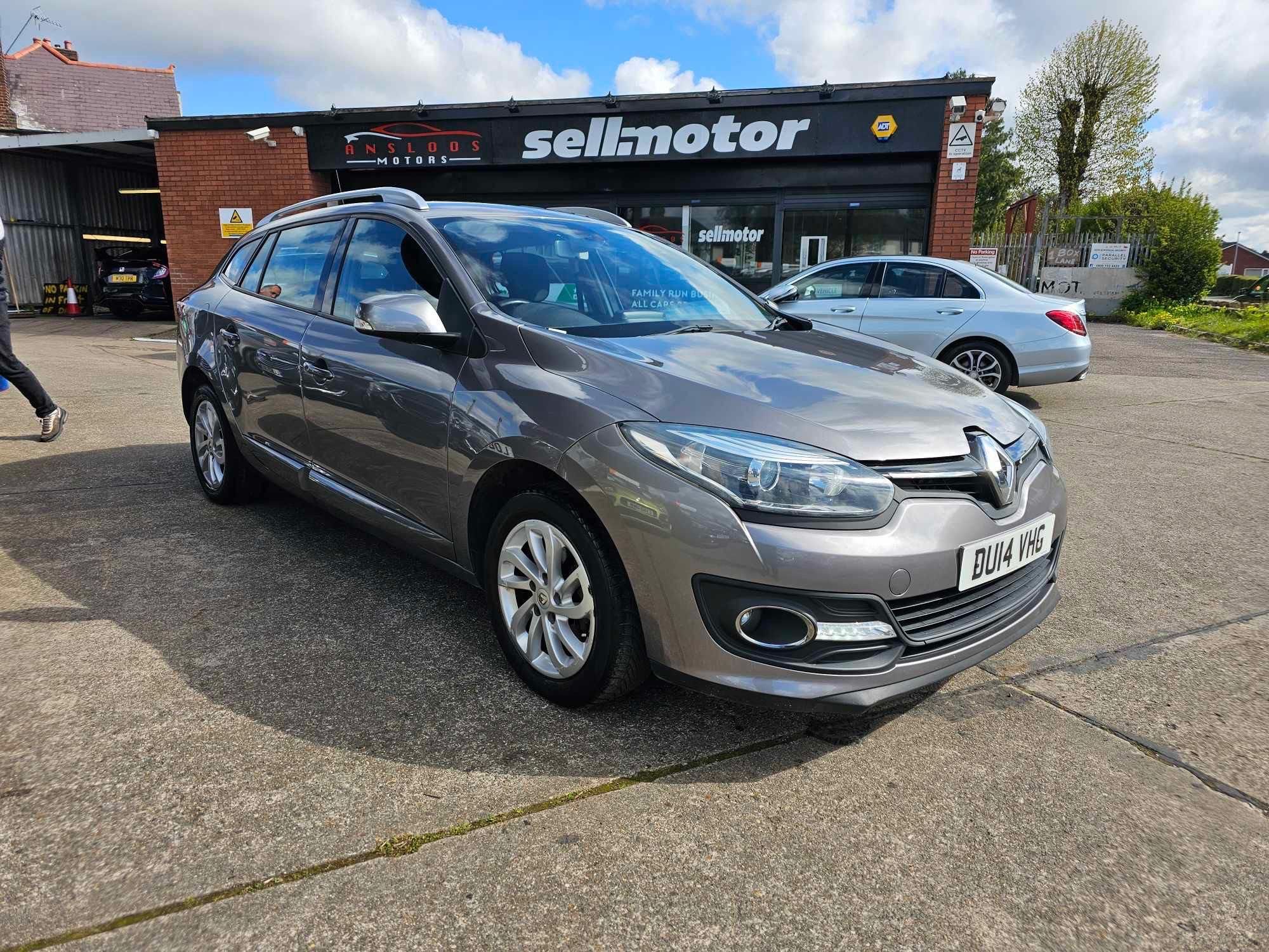 RenaultMegane1.5 dCi ENERGY Dynamique TomTom Sport Tourer Euro 5 (s/s) 5dr for sale