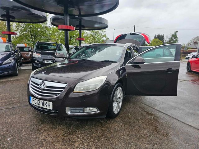 Vauxhall Insignia 2.0 CDTi SRi Nav Sports Tourer Auto Euro 5 5dr (2012) - Picture 18