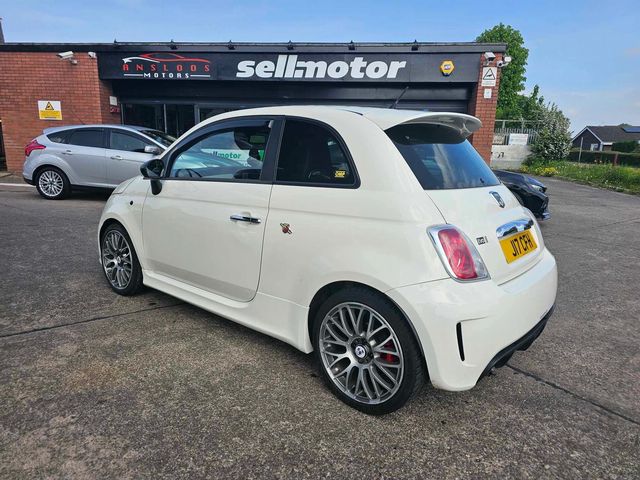 Abarth 500 1.4 T-Jet Euro 5 3dr (2012) - Picture 6