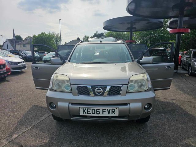 Nissan X-Trail 2.2 dCi Columbia 5dr (2006) - Picture 17