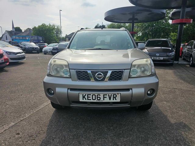 Nissan X-Trail 2.2 dCi Columbia 5dr (2006) - Picture 3