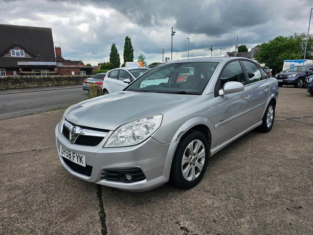 Vauxhall Vectra 1.9 CDTi Design 5dr (2008) - Picture 3