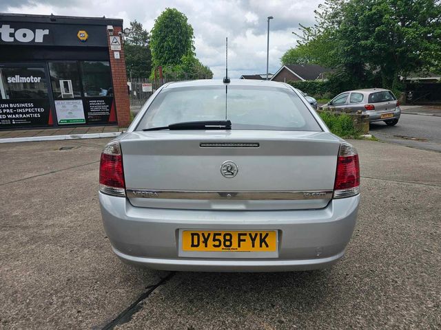 Vauxhall Vectra 1.9 CDTi Design 5dr (2008) - Picture 8