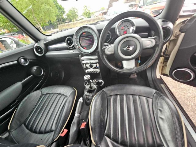 MINI Clubman 1.6 Cooper Euro 4 5dr (2007) - Picture 13