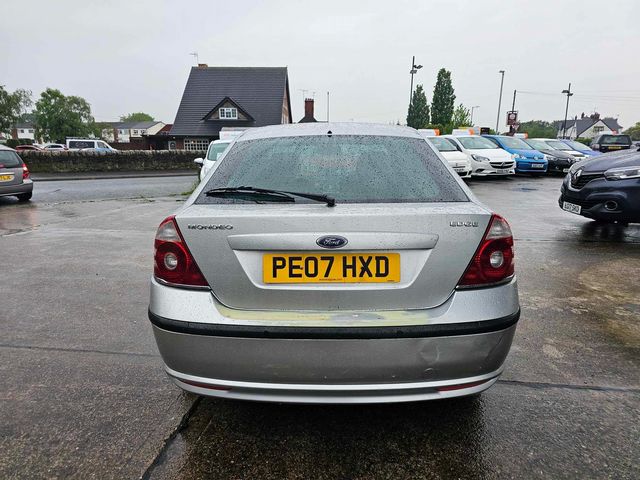 Ford Mondeo 2.0 Edge 5dr (2007) - Picture 10