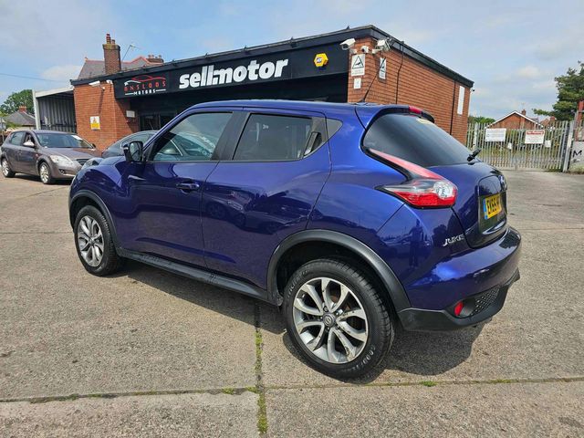 Nissan Juke 1.6 Tekna XTRON Euro 6 5dr (2015) - Picture 6