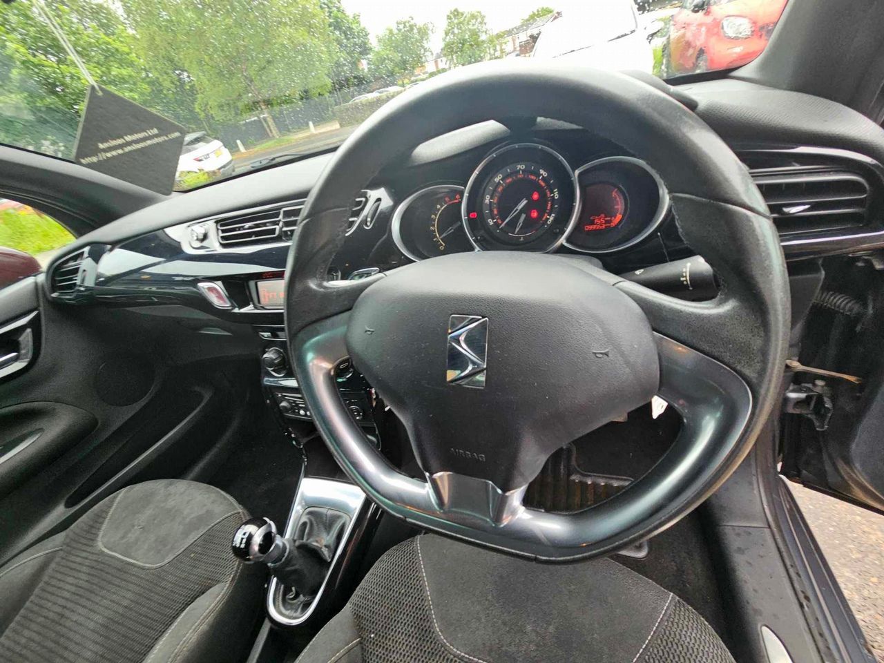 Citroen DS3 1.6 e-HDi Airdream DStyle Euro 5 (s/s) 3dr - Picture 13 of 19