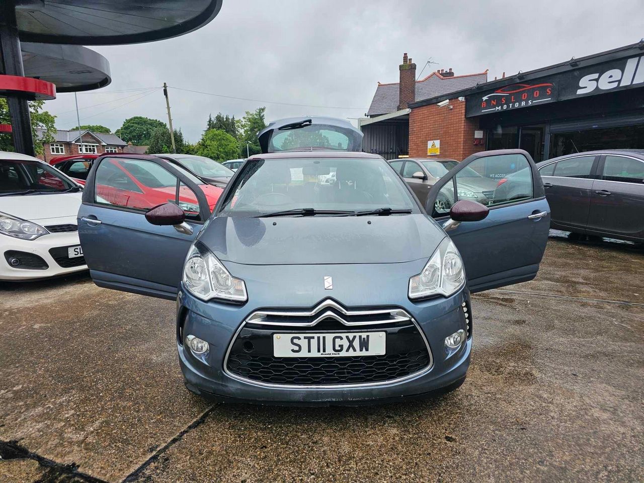 Citroen DS3 1.6 e-HDi Airdream DStyle Euro 5 (s/s) 3dr - Picture 17 of 19