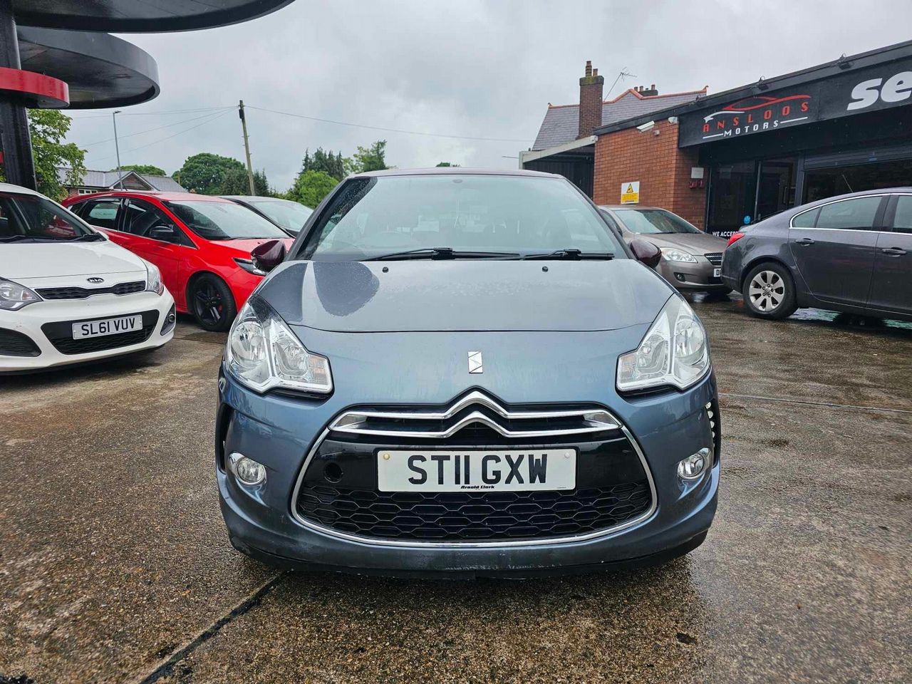 Citroen DS3 1.6 e-HDi Airdream DStyle Euro 5 (s/s) 3dr - Picture 2 of 19