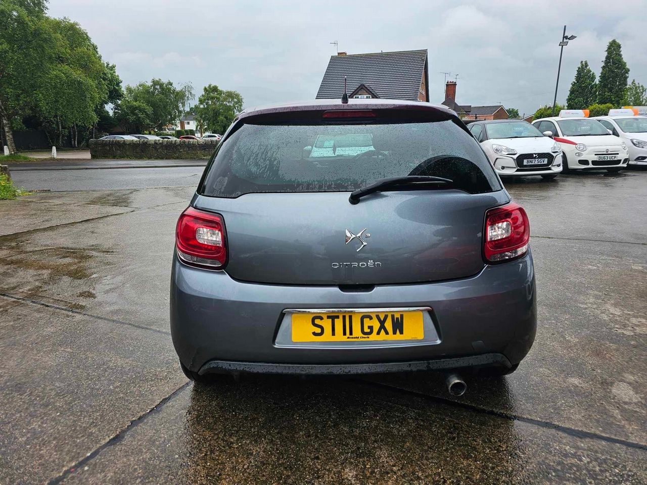 Citroen DS3 1.6 e-HDi Airdream DStyle Euro 5 (s/s) 3dr - Picture 8 of 19