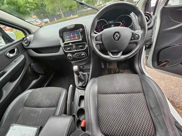 Renault Clio 1.5 dCi Dynamique S Nav Euro 6 (s/s) 5dr (2017) - Picture 14