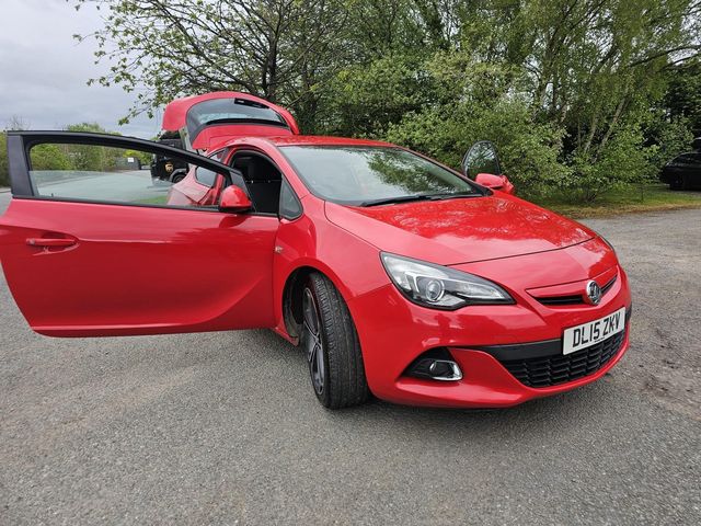 Vauxhall Astra GTC 1.6i Turbo Limited Edition Euro 6 (s/s) 3dr (2015) - Picture 16