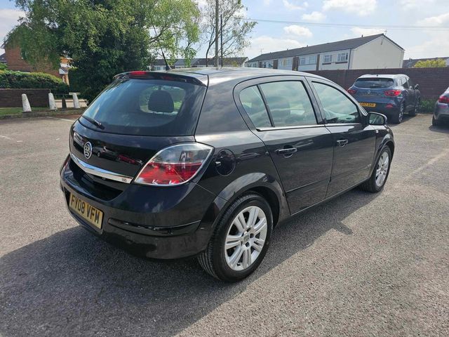 Vauxhall Astra 1.6i 16v Elite 5dr (2008) - Picture 9