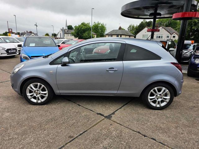 Vauxhall Corsa 1.2i 16v SXi 3dr (2010) - Picture 18