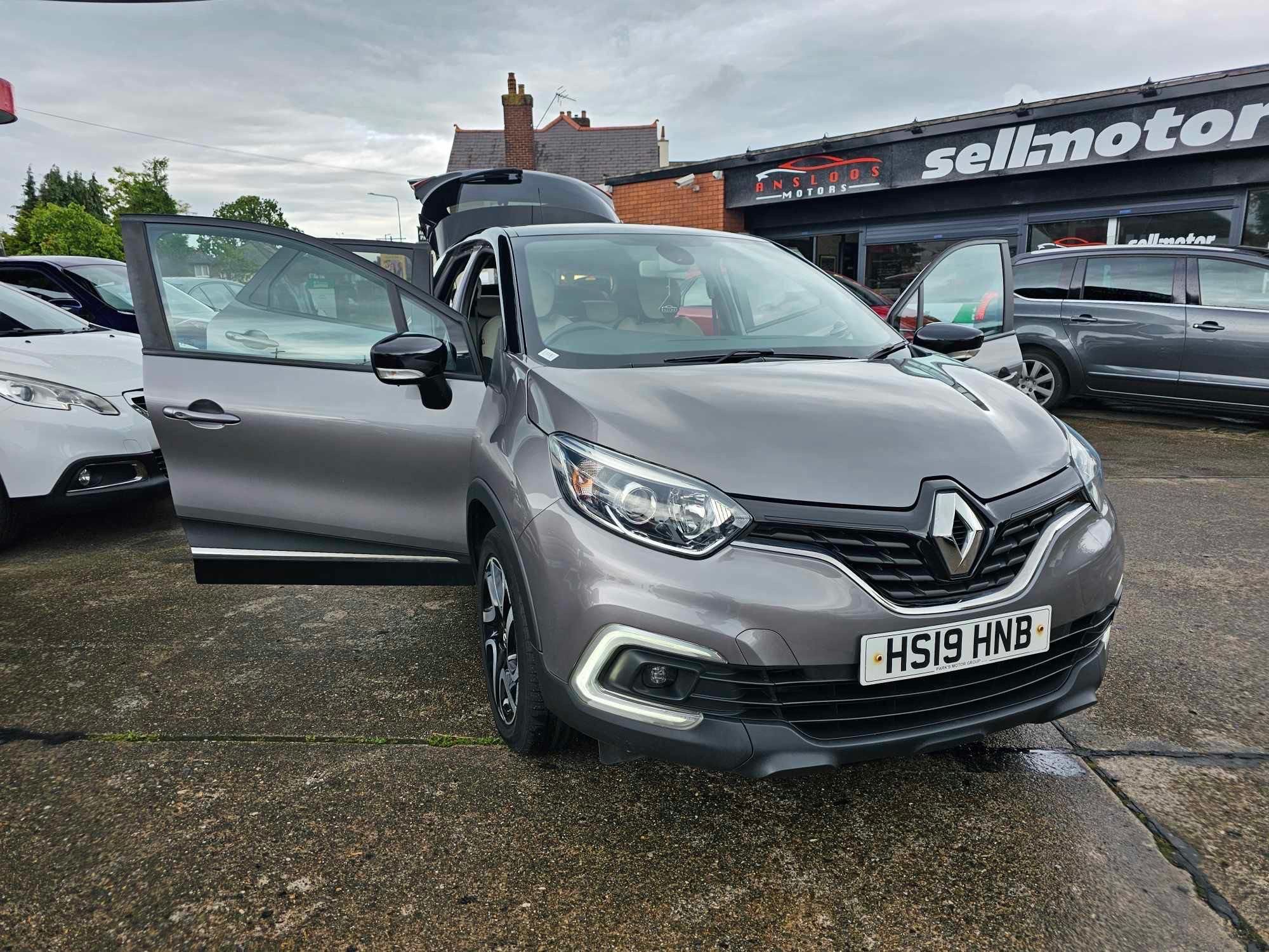 RenaultCaptur1.5 dCi ENERGY Iconic Euro 6 (s/s) 5dr for sale