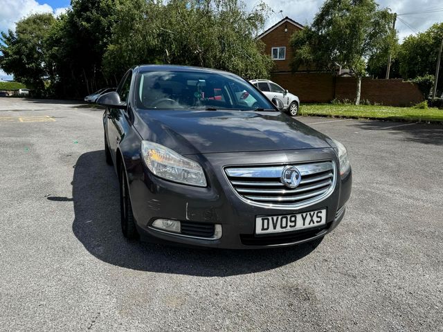 Vauxhall Insignia 2.0 CDTi SRi Auto Euro 5 5dr (2009) - Picture 6