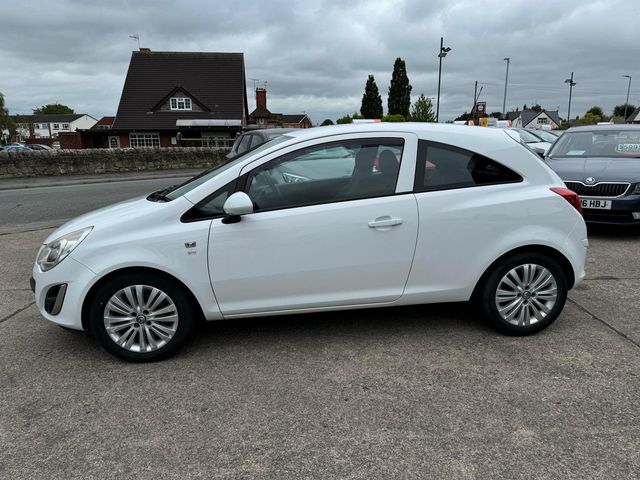 Vauxhall Corsa 1.2 16V Excite Euro 5 3dr (A/C) (2011) - Picture 6