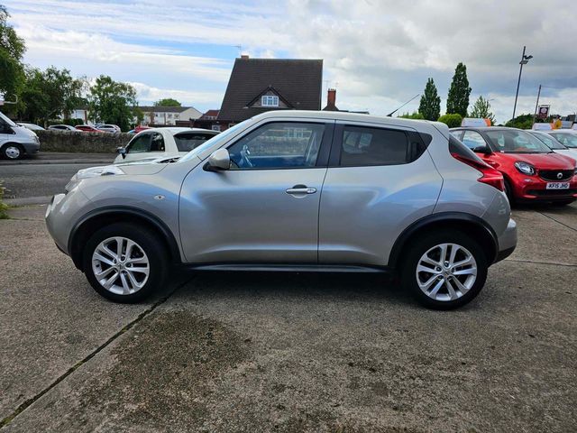 Nissan Juke 1.6 Acenta Premium Euro 5 (s/s) 5dr (2012) - Picture 11