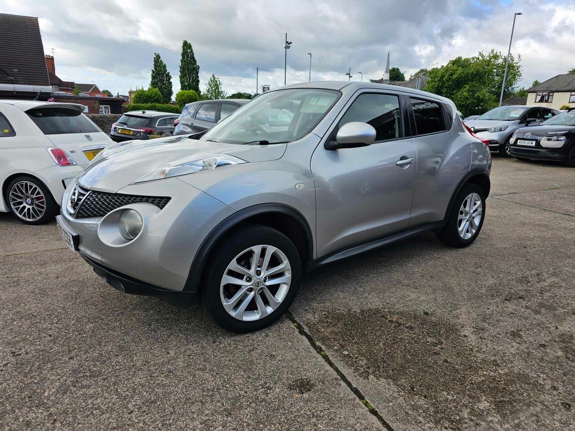 NissanJuke1.6 Acenta Premium Euro 5 (s/s) 5dr for sale