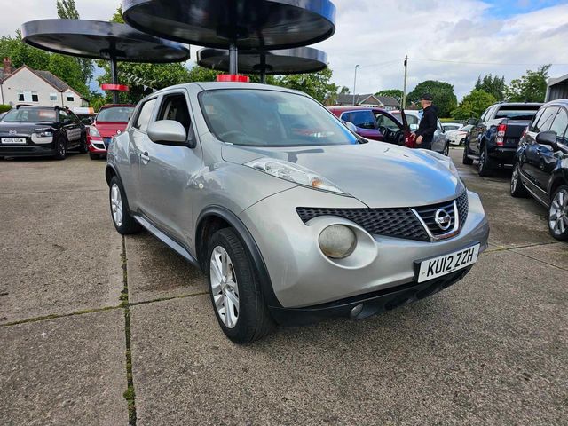 Nissan Juke 1.6 Acenta Premium Euro 5 (s/s) 5dr (2012) - Picture 5